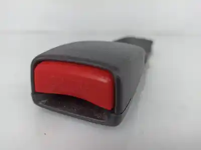 Second-hand car spare part center rear seat belt buckle for nissan note (e11, ne11) 1.5 dci oem iam references 