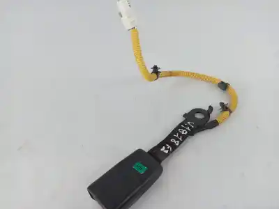 Pezzo di ricambio per auto di seconda mano gancio cintura anteriore destro per hyundai i30 (fd) 1.6 crdi riferimenti oem iam 