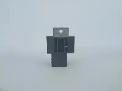 Second-hand car spare part glow plug for dacia duster (hs_) 1.5 dci oem iam references 9640469680a  