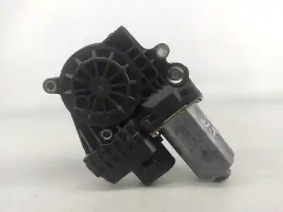 Pezzo di ricambio per auto di seconda mano motore alzacristalli posteriore destro per audi a4 b5 (8d2) 1.9 tdi riferimenti oem iam 0130821786  