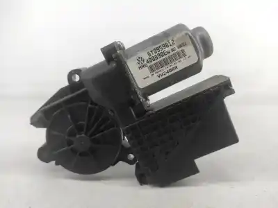 Автозапчастина б/у ДВИГАТЕЛЬ ЗАДНЬОГО ПРАВОГО СКЛА для VOLKSWAGEN POLO 9N_  Посилання на OEM IAM 6Y0959812  