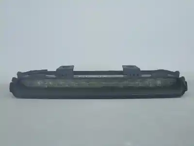 Pezzo di ricambio per auto di seconda mano luce freno centrale per volvo v40 combi (vw) 1.9 td gasóleo 1997 5p riferimenti oem iam 30822005