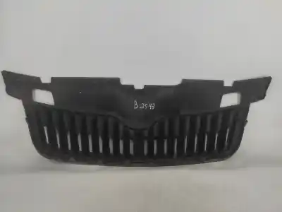 Автозапчасти б/у передняя решетка за skoda fabia i break (6y5) 1.2 gasolina 2004 5p ссылки oem iam 5j0853668b  