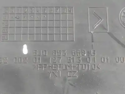 Автозапчасти б/у передняя решетка за skoda fabia i break (6y5) 1.2 gasolina 2004 5p ссылки oem iam 5j0853668b  