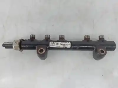 Pezzo di ricambio per auto di seconda mano rampa iniettori per ford focus iii 1.6 tdci riferimenti oem iam 9685297580
