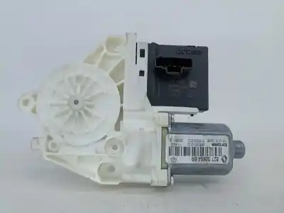 Peça sobressalente para automóvel em segunda mão motor elevador vidro traseiro direito por renault megane iii (bz0_) 1.5 dci (bz1g. bz1w. bz0r) gasóleo 2009 5p referências oem iam 0130822331