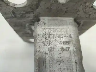 Pezzo di ricambio per auto di seconda mano rinforzo paraurti anteriore per renault megane ii sedán (lm0/1_) 1.5 dci (lm0f lm0t lm2b) riferimenti oem iam 8200011107  