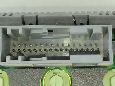 Pièce détachée automobile d'occasion écran multifonctions pour opel corsa d (s07) 1.2 (l08 l68) références oem iam 13209460  