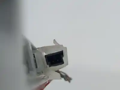 Second-hand car spare part central brake light for bmw 3 (e90) 320 d oem iam references 632569466149  