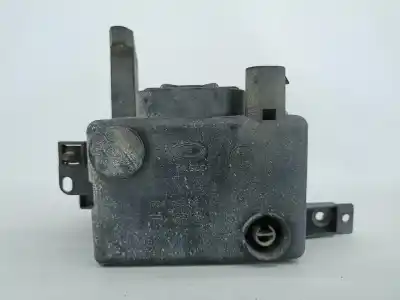 Pezzo di ricambio per auto di seconda mano fendinebbia sinistra per opel corsa c (x01) 1.7 di (f08 f68) riferimenti oem iam 90534968  