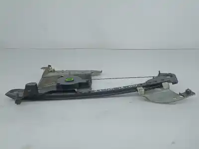 Автозапчасти б/у ЗАДНИЙ ПРАВЫЙ СТЕКЛОРЕГУЛЯТОР за AUDI A4 B5 (8D2)  ссылки OEM IAM 8D0839400A  