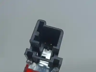 Peça sobressalente para automóvel em segunda mão farolim de travão central por ford focus ii (da_, hcp, dp) 1.6 tdci referências oem iam 5xw5w  