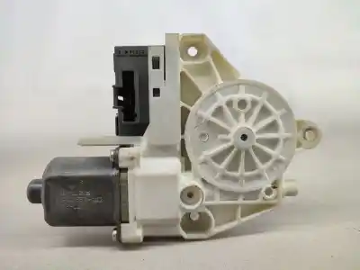 Автозапчастина б/у двигатель заднього правого скла для peugeot 407 (6d_) 2.0 hdi 135 (6drhrh. 6drhre. 6drhrg. 6drhrj) посилання на oem iam 0130822200  