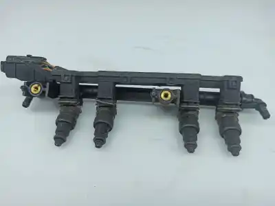 Second-hand car spare part distributor pipe for renault clio i (b/c57_, 5/357_) 1.2 (5/357y 5/357k) oem iam references 7700870614d   Second-hand car spare part distributor pipe for renault clio i (b/c57_, 5/357_) 1.2 (5/357y 5/357k) oem iam references 7700870614d