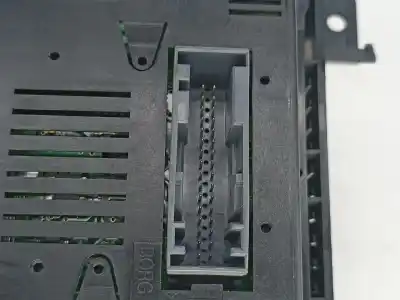 Pièce détachée automobile d'occasion écran multifonctions pour opel astra h classic hatchback (a04) 1.4 (l48) références oem iam 13111165   Pièce détachée automobile d'occasion écran multifonctions pour opel astra h classic hatchback (a04) 1.4 (l48) références oem iam 13111165