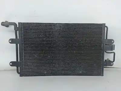 Peça sobressalente para automóvel em segunda mão condensador / radiador de sofagem / ar condicionado por volkswagen golf iv (1j1) 1.4 16v referências oem iam 1j0820411d
