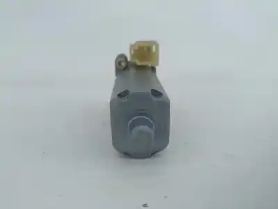 Second-hand car spare part rear right window motor for bmw 7 (e65, e66, e67) 730 d oem iam references   