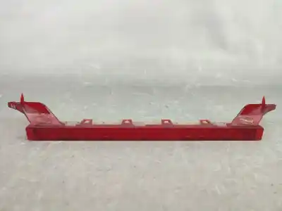 Peça sobressalente para automóvel em segunda mão farolim de travão central por bmw 1 (e87) 118 d referências oem iam 