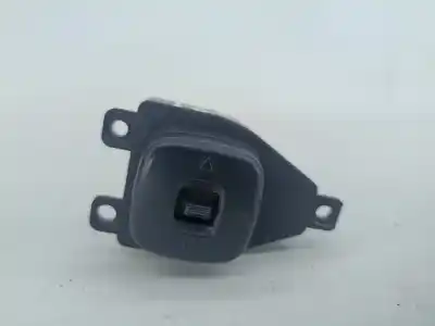 Second-hand car spare part rearview side mirror switch for mazda 3 (bk) 1.3 (bk14) oem iam references 03200320