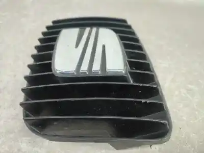 Автозапчасти б/у передняя решетка за seat leon (1m1) 1.4 16v ссылки oem iam 1m0853651f  