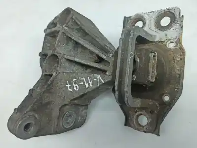 Second-hand car spare part engine support for nissan qashqai / qashqai +2 i (j10, nj10, jj10e) 1.5 dci oem iam references  Second-hand car spare part engine support for nissan qashqai / qashqai +2 i (j10, nj10, jj10e) 1.5 dci oem iam references