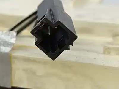 Автозапчастина б/у центральний гампов для audi a8 (4e) 4.0 tdi quattro посилання на oem iam 4e0945097  