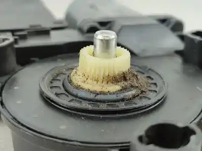 Автозапчасти б/у мотор заднего левого стекла за audi a8 (4e) 4.0 tdi quattro ссылки oem iam 0130821764  