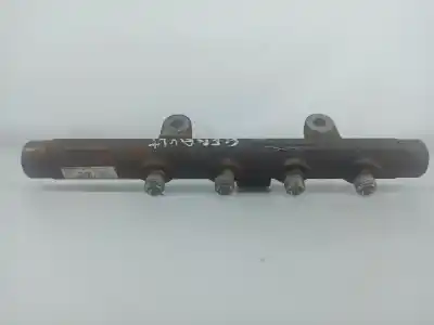 Second-hand car spare part DISTRIBUTOR PIPE for RENAULT MEGANE III (BZ0_)  OEM IAM references 8200815617  