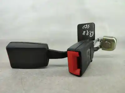 Pezzo di ricambio per auto di seconda mano gancio cinghia posteriore centrale per audi a4 b5 avant (8d5) 1.9 tdi riferimenti oem iam 8d0857739b  