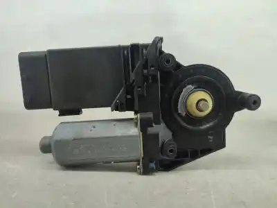 Tweedehands auto-onderdeel motor links voor ruit voor volkswagen passat variant (3b5) 1.9 tdi oem iam-referenties 0130821695