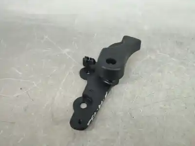 Second-hand car spare part bonnet handle for bmw 1 (e87) 118 d oem iam references 11242010  