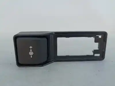 Tweedehands auto-onderdeel sigarettenaansteker voor bmw 1 (e81) 118 d oem iam-referenties 61346904008