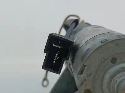Second-hand car spare part rear windshield wiper motor for opel corsa a hatchback (s83) 1.2 n (f08. m08. f68. m68) oem iam references 90320117  