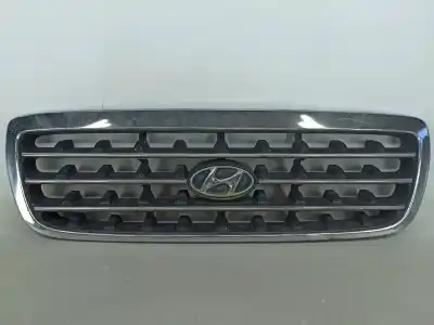 Peça sobressalente para automóvel em segunda mão grelha frontal por hyundai trajet (fo) 2.0 crdi gls referências oem iam 