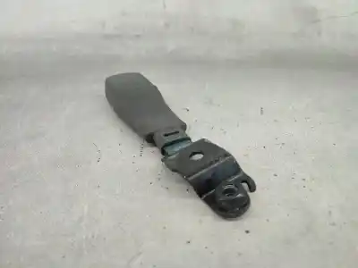 Автозапчасти б/у крюк для ремня задний правый за toyota prius hatchback (_w2_) 1.5 hybrid (nhw20_. nhw20r) híbrido (gasolina) 2007 5p ссылки oem iam   