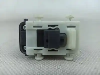 Second-hand car spare part rear left power window switch for mercedes-benz c-class t-model (s203) c 270 cdi (203.216) oem iam references a2038200210  