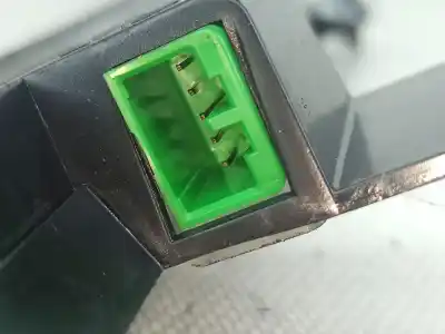 Peça sobressalente para automóvel em segunda mão farolim de travão central por iveco daily iv caja/chasis 35c15 referências oem iam 8658948  