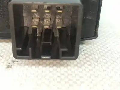 Second-hand car spare part rear left power window switch for iveco daily iv caja/chasis 35c15 oem iam references 30658696  