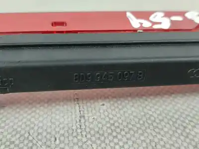 Автозапчасти б/у центральный стоп-сигнал за audi a4 b5 avant (8d5) 2.5 tdi ссылки oem iam 8d9945097b  