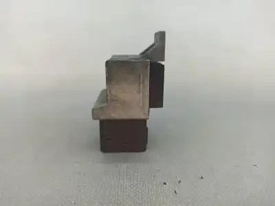 Автозапчастина б/у коробка передігрів для renault captur i (j5_, h5_) blue dci 95 посилання на oem iam 110678071r  