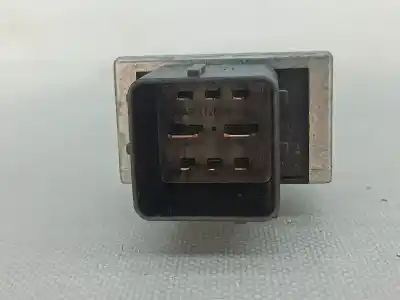 Автозапчастина б/у коробка передігрів для renault captur i (j5_, h5_) blue dci 95 посилання на oem iam 110678071r  