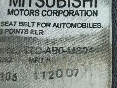 Автозапчастина б/у центральний задній ремін безпеки для mitsubishi l 200 (ka0/kb0) 2.5 di-d cat посилання на oem iam ttcab0ms044  