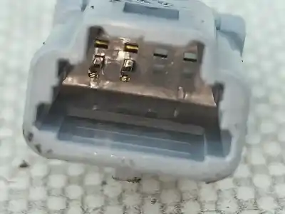 Peça sobressalente para automóvel em segunda mão chicote / encaixe cinto segurança traseiro direito por renault twingo iii (bcm_) 1.0 sce 70 referências oem iam 878162954r  