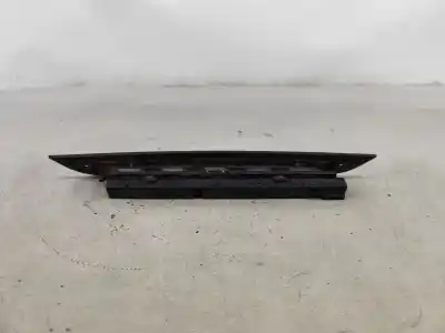 Peça sobressalente para automóvel em segunda mão farolim de travão central por ford focus i (daw, dbw) 1.8 turbo di / tddi referências oem iam xs4113a613ak   Peça sobressalente para automóvel em segunda mão farolim de travão central por ford focus i (daw, dbw) 1.8 turbo di / tddi referências oem iam xs4113a613ak