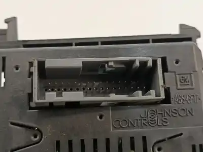 Peça sobressalente para automóvel em segunda mão display gps / multimídia por opel astra h gtc (a04) 1.4 (l08) referências oem iam 13275085   Peça sobressalente para automóvel em segunda mão display gps / multimídia por opel astra h gtc (a04) 1.4 (l08) referências oem iam 13275085