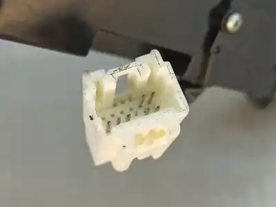 Peça sobressalente para automóvel em segunda mão display gps / multimídia por mazda 3 (bk) 1.6 (bk14) referências oem iam   