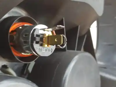 Автозапчастина б/у центральна консоль для mini mini (r50, r53) cooper посилання на oem iam 51167147186  