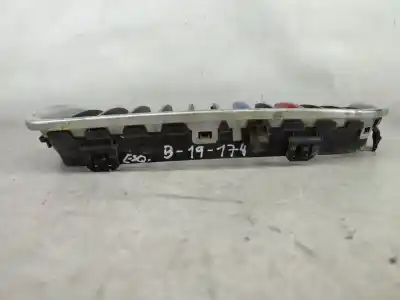 Second-hand car spare part front grille for bmw 3 (e90) 320 d oem iam references 7120007  