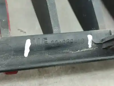 Second-hand car spare part front grille for bmw 3 (e90) 320 d oem iam references 7120007  