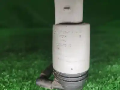 Second-hand car spare part washer pump for bmw 5 (e60) 520 i oem iam references 67126934159  